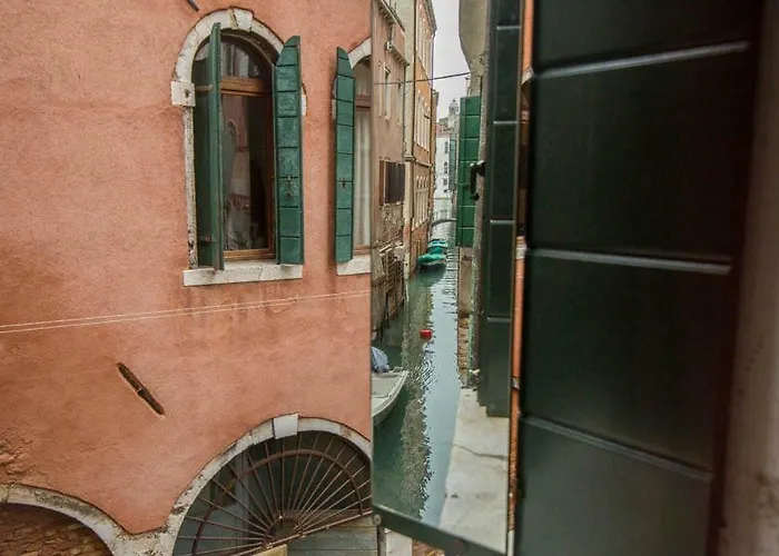 Apartment Between The Channels, In San Marco