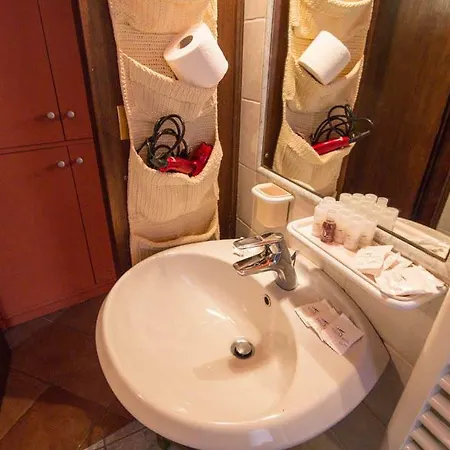 Between The Channels, In San Marco Lejlighed